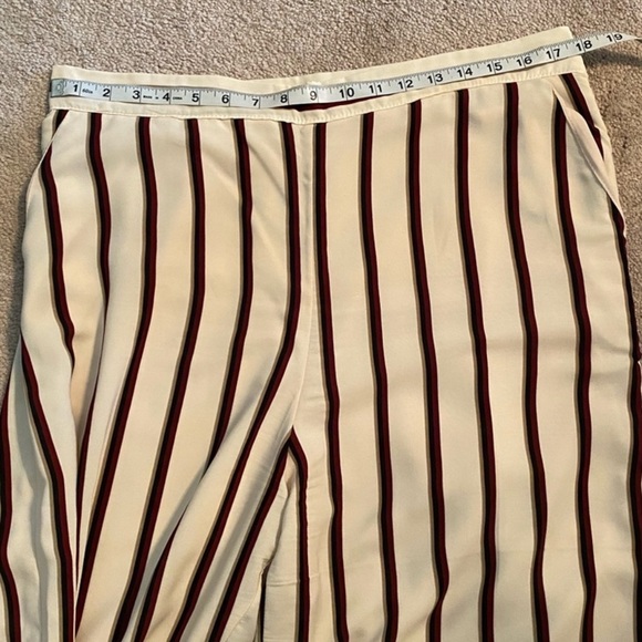 Size extra large lulu’s wide leg dress pants - Picture 5 of 6